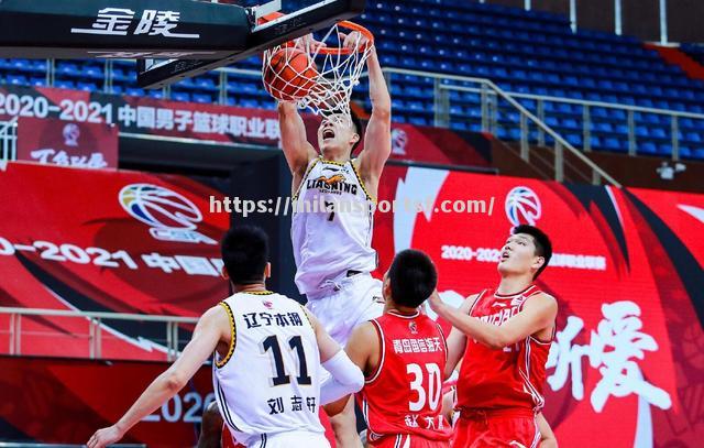 中国男篮选手郭艾伦获评本周NBA最佳新秀，泡泡玩耍首播五天直逼球打得6_